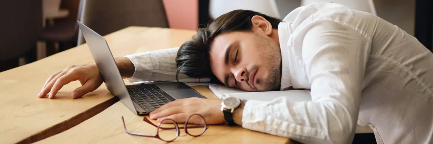 dormir_en_el_trabajo