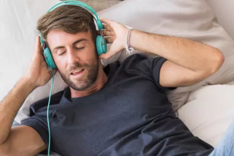 banner_sueño_música