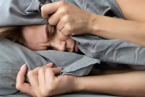 preview_insomnio_por_café